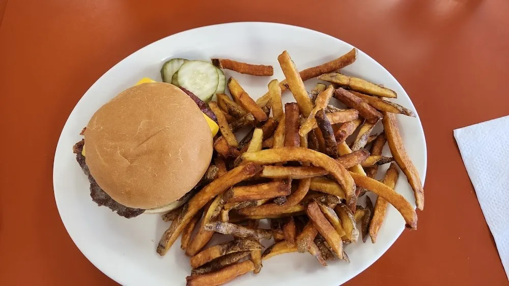 Bacon Cheeseburger & Fries
